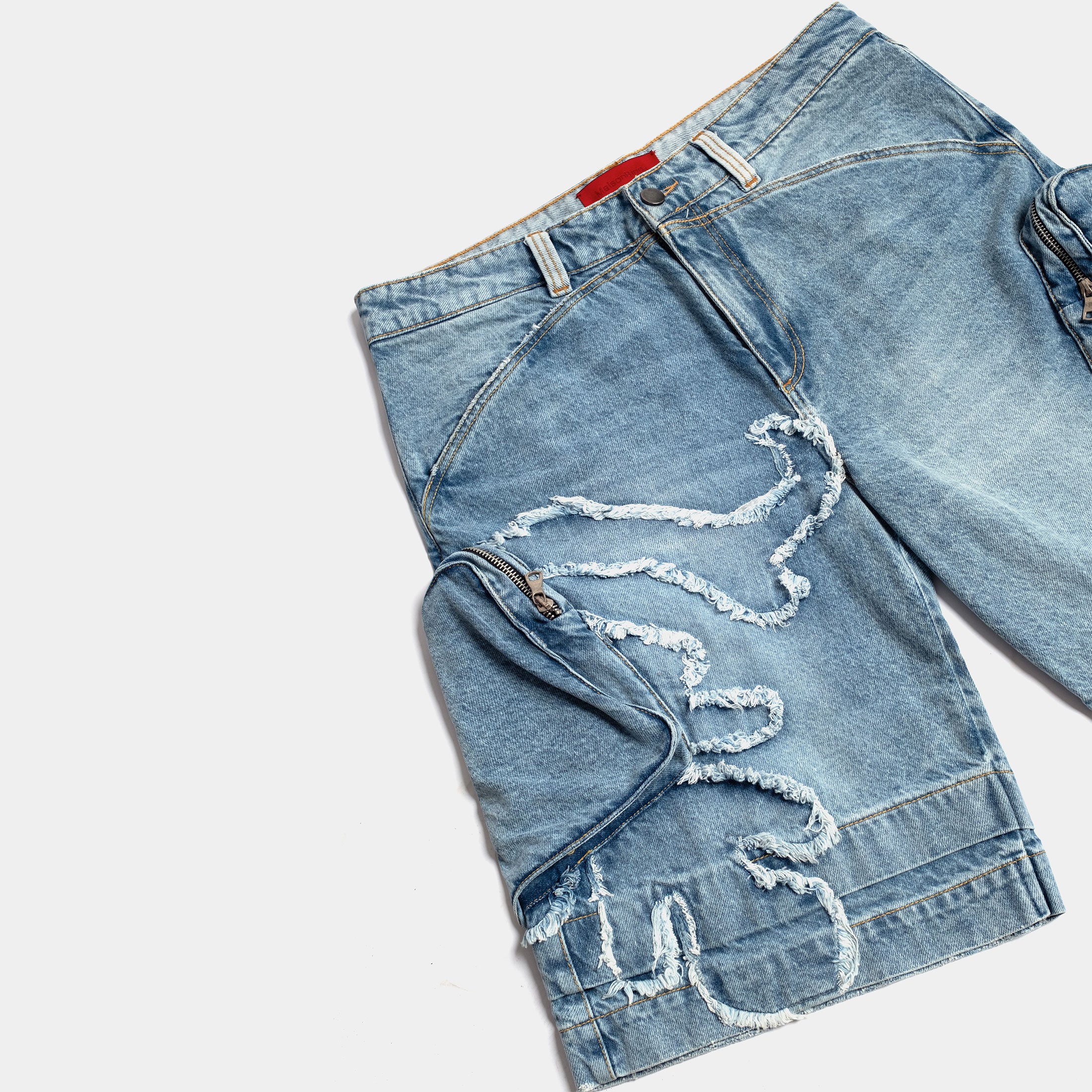 TRACE DENIM SHORTS
